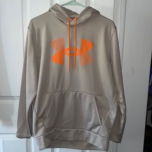 Like new COLDGEAR Under Armour lightweight hoodie, size Adult Med